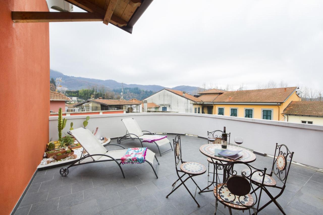 Alla Porta Di Sotto B&B Fivizzano Exteriör bild