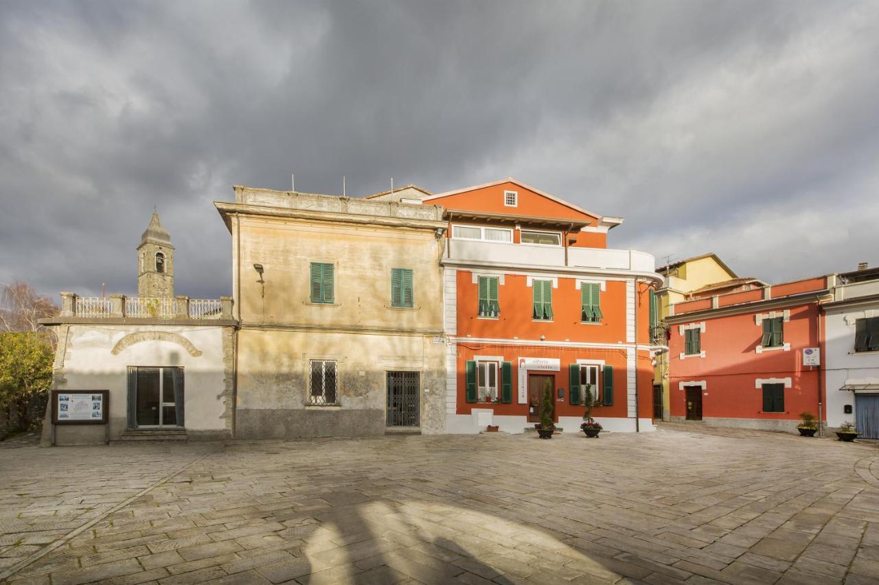 Alla Porta Di Sotto B&B Fivizzano Exteriör bild