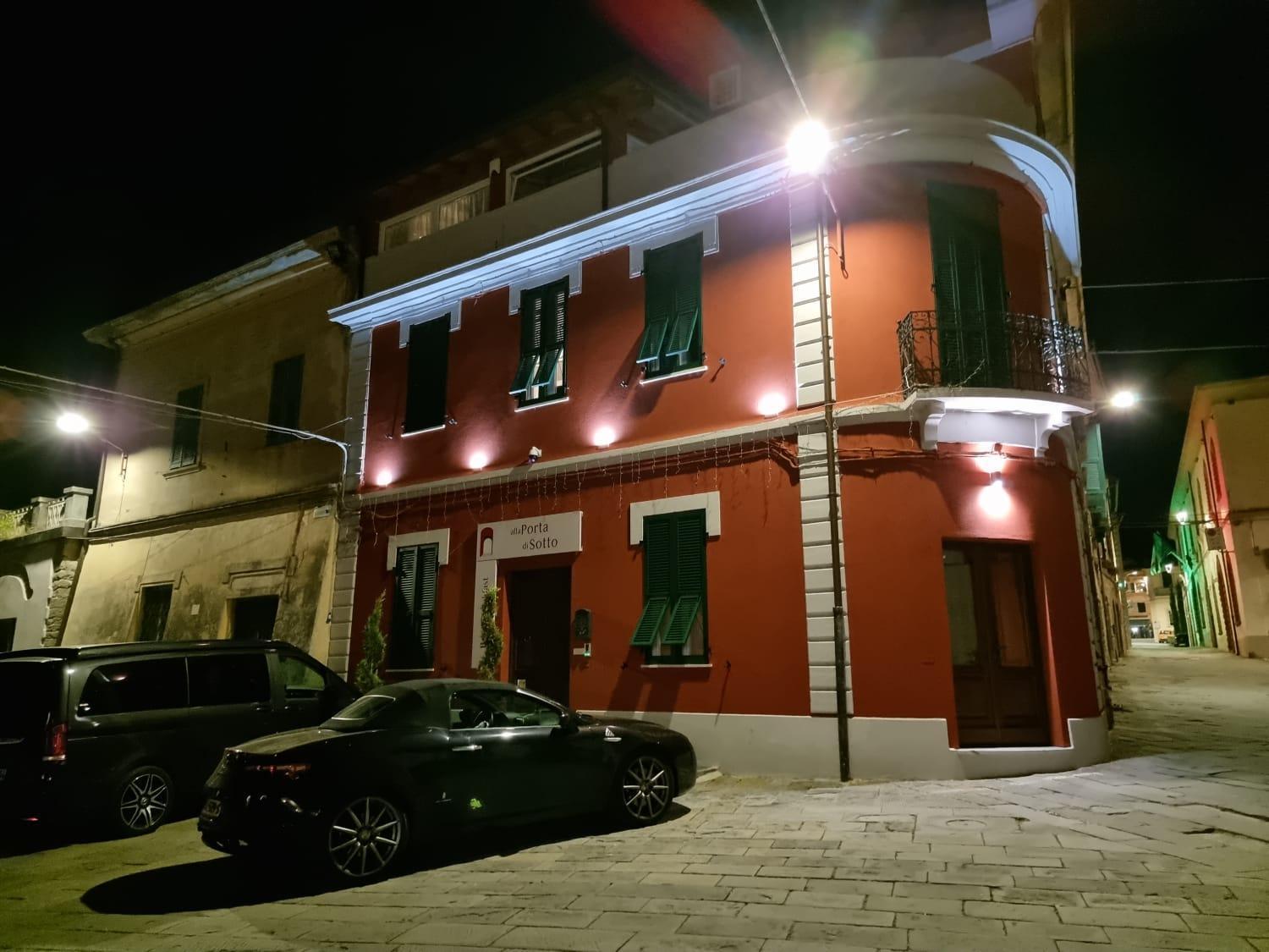 Alla Porta Di Sotto B&B Fivizzano Exteriör bild