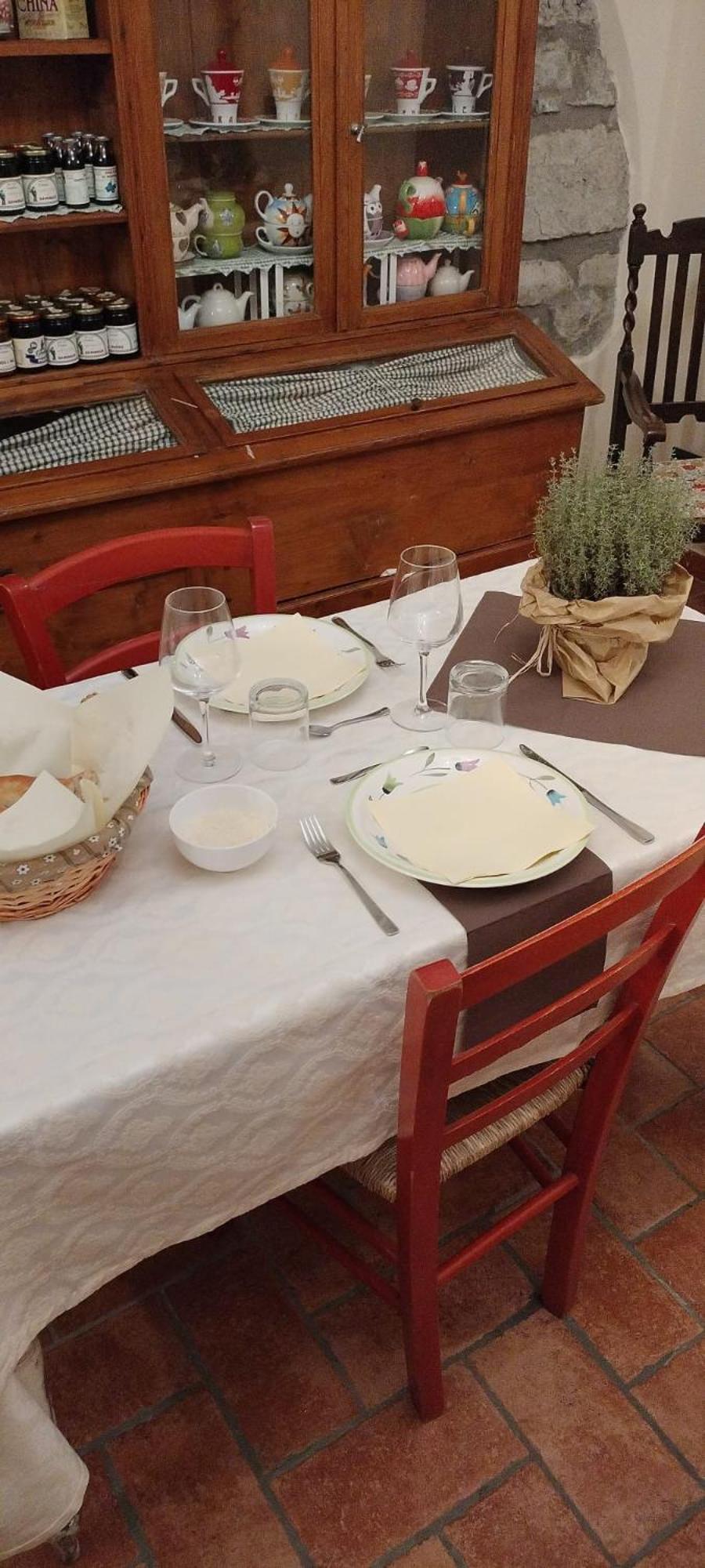 Alla Porta Di Sotto B&B Fivizzano Exteriör bild