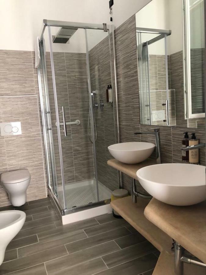 Alla Porta Di Sotto B&B Fivizzano Exteriör bild