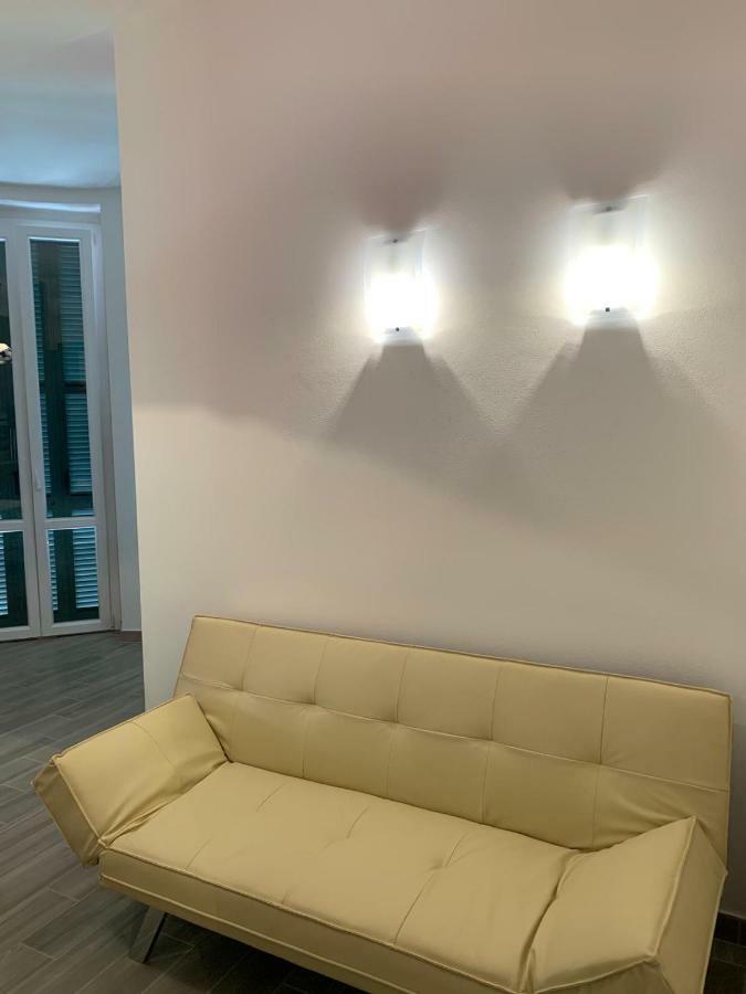 Alla Porta Di Sotto B&B Fivizzano Exteriör bild