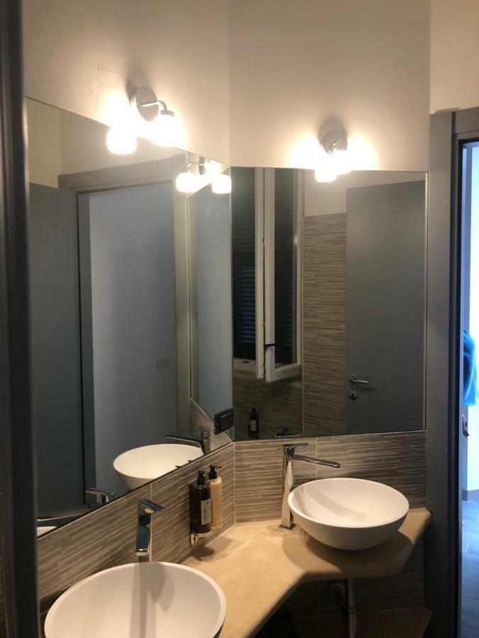 Alla Porta Di Sotto B&B Fivizzano Exteriör bild